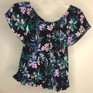 AMERICAN EAGLE Off the Shoulder Floral Top